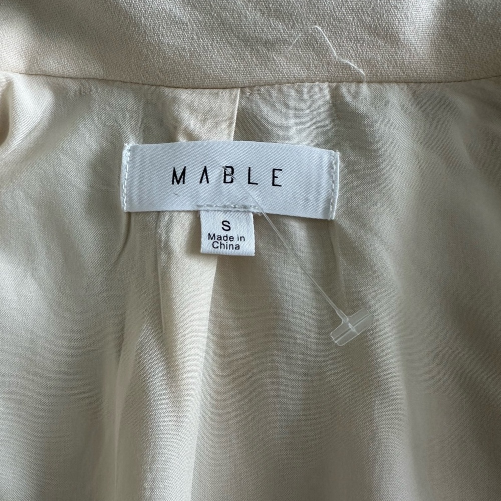 MARBLE Elegant Cream Ensemble - Picture 6 of 7